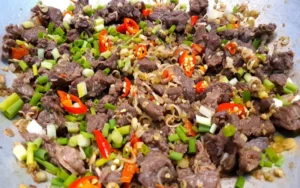 Bò Xào Sả Ớt