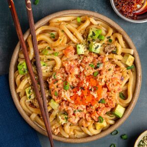 P11. Udon Poke Bowl S Tuna